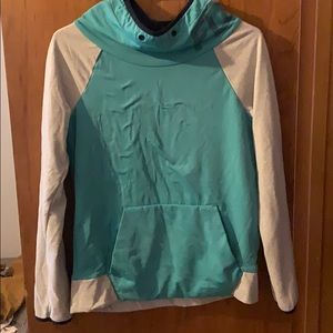 Woman’s fox racing sweatshirt